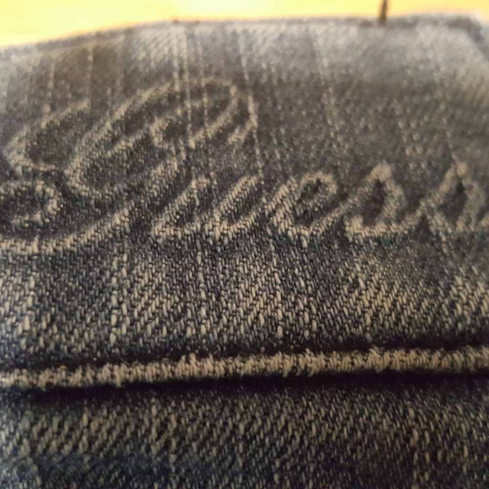 NWOT / GUESS JEANS 3/4 mini skirt